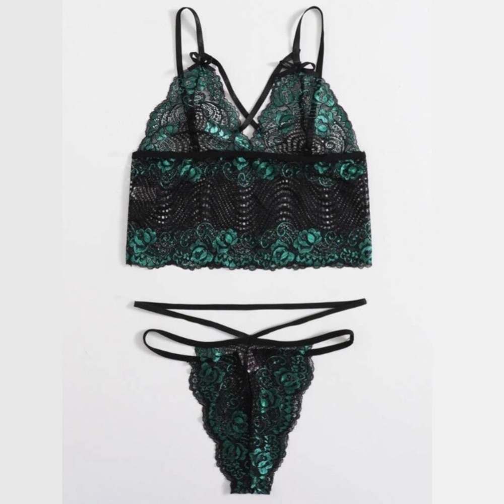 New Green & Black Lace Large Tank & Thong Lingerie